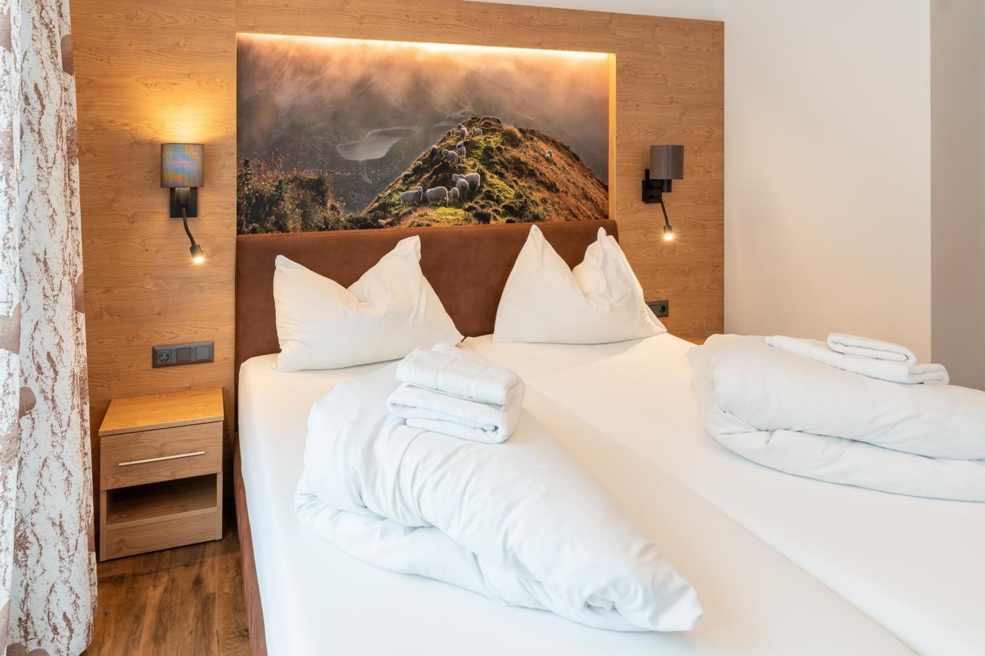 Alpenresidenz Hotel Gell Tweng Bagian luar foto